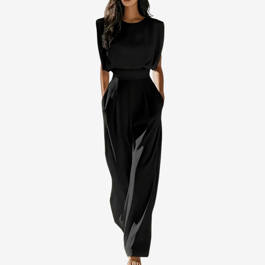 TUTA ELEGANTE CON CINTURA