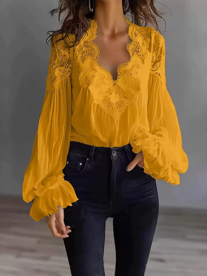 T-SHIRT DA DONNA CON PIZZO E PATCHWORK